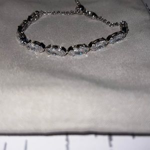 Kendra Scott Genevieve bracelate